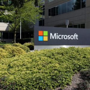 Microsoft allows employees to work from home until july 2021 531402 2