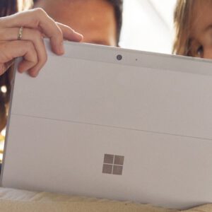 Surface go 3 specifications leaked windows 11 in s mode