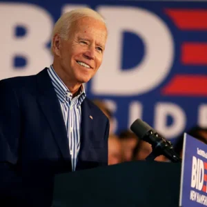 Joe biden campaign speech crowd