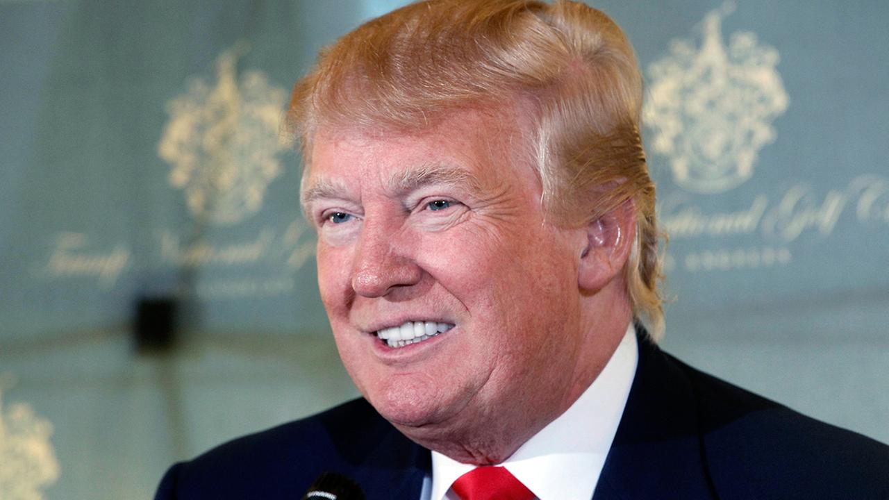 Donald trump smiling teeth portrait wallpaper