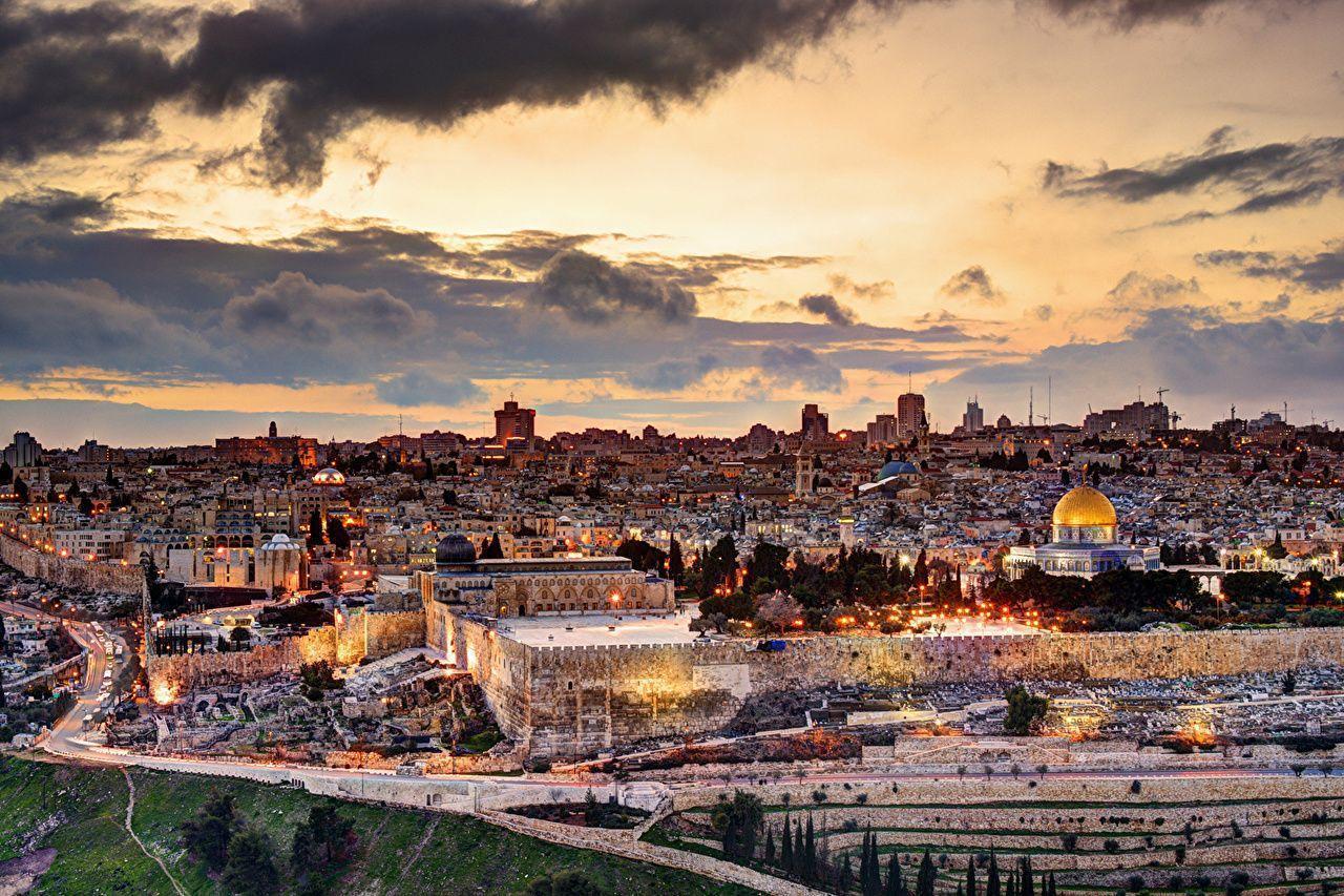 Golden hour over jerusalem panorama wallpaper