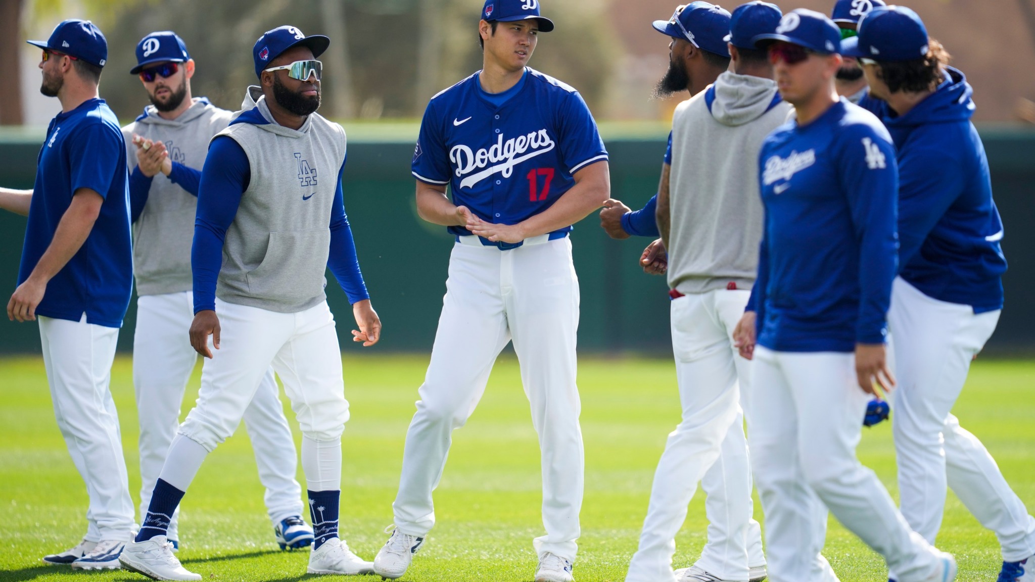 Shohei ohtani dodgers teammates