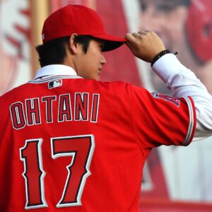 Shohei ohtani adjusting cap