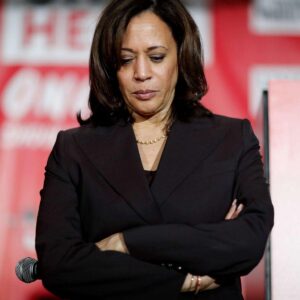 Kamala harris campaign event speaking