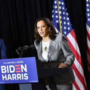 Kamala harris campaigning 2024 election