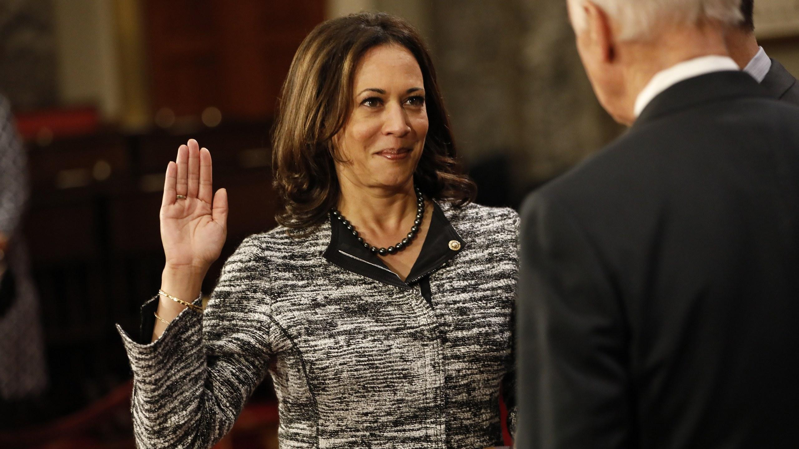 Kamala harris campaigning for 2024