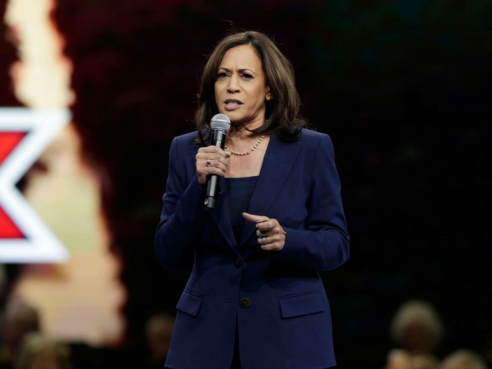 Kamala harris rallying supporters